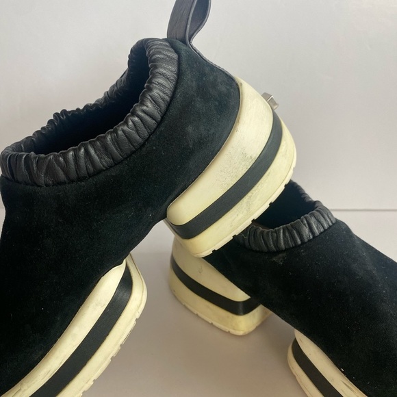 Stuart Weitzman SW-612 Suede Slip-On Sneakers Black Size 5.5 - Picture 10 of 11